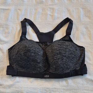 Victoria's Secret Sport 38D black sports bra, padded no underwire EUC